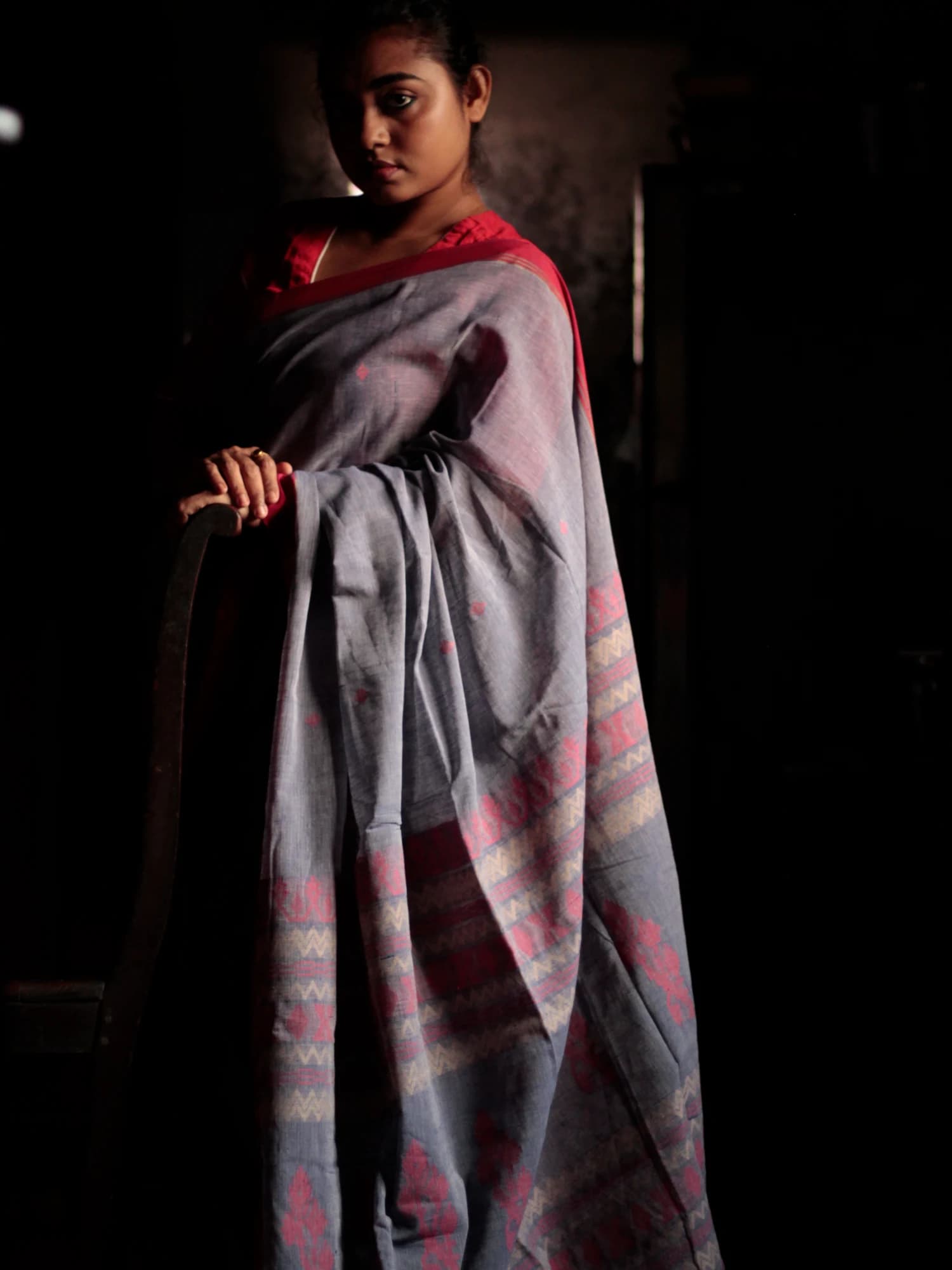 Ash Grey Matha Tangail Saree thumbnail 3