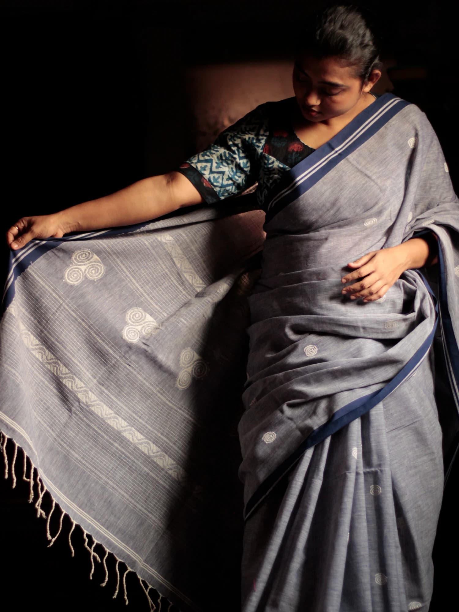 Slate Grey Aborto Tangail Saree view 2